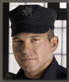 Wade Williams (Capitaine Brad Bellick)